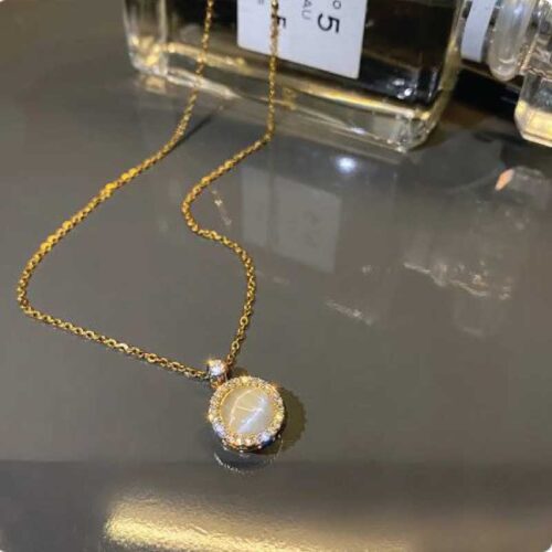 Round Moving Locket